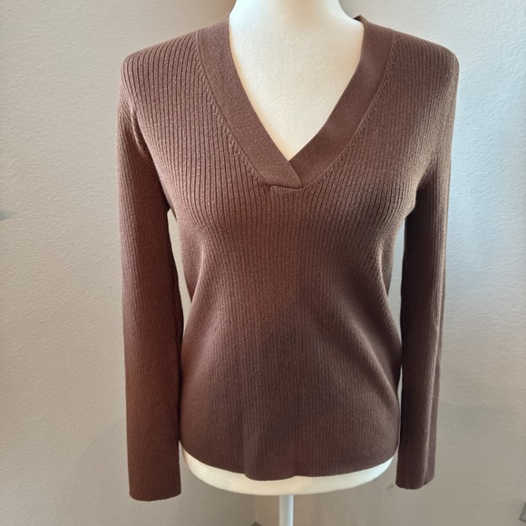 Maeve Sweaters - Maeve Thea Ribbed V-Neck Sweater Top Medium Honey Brown Metallic Anthropologie